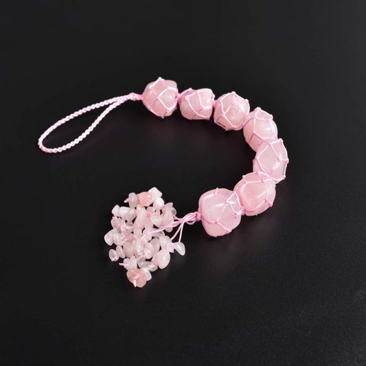 Handmade Natural Crystal Rose Quartz Car Hanging Ornaments for Home Decoration Feng Shui Ornament Yoga Meditation Car Decoration Tumbled Palm Stones